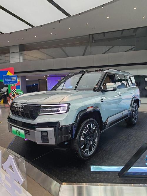 东莞330比亚迪方程豹硬派越野的爆款，英菲尼迪35周年与你共成长